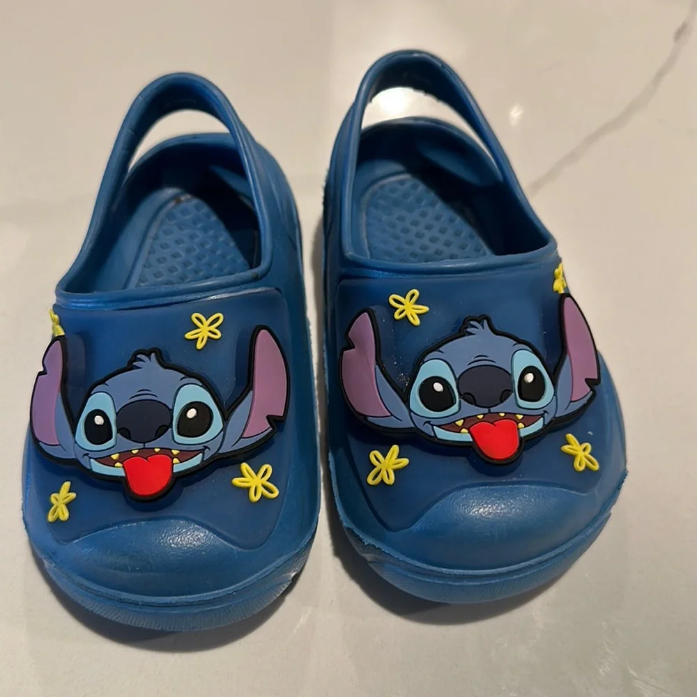 Lilo & Stitch Light Up Sandals - blue - size 5/6